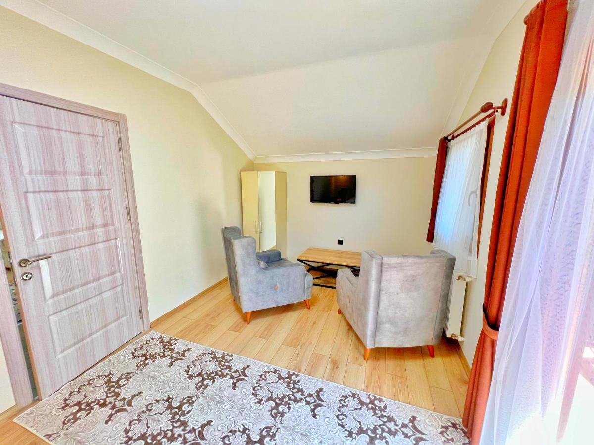 Raha Villa Bungalow 乌宗 外观 照片