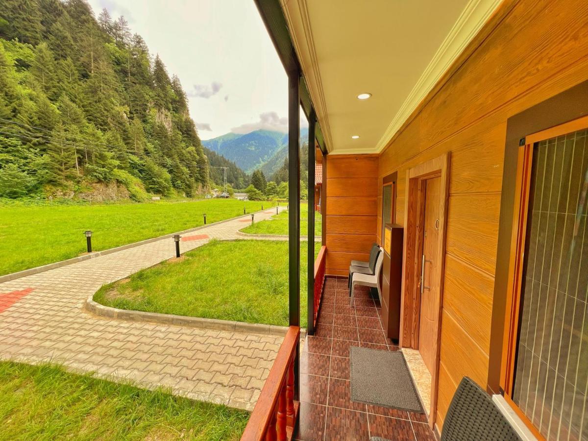 Raha Villa Bungalow 乌宗 外观 照片