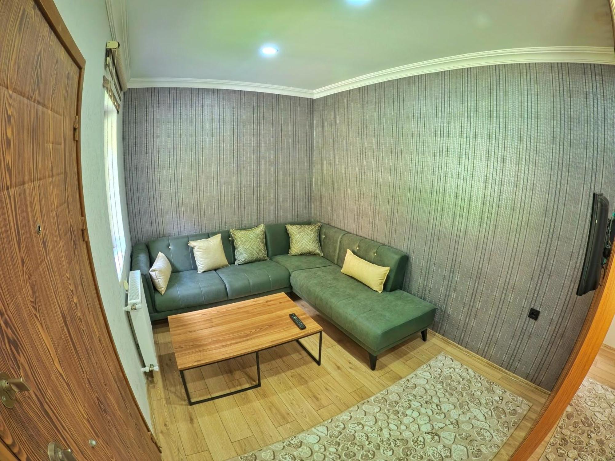 Raha Villa Bungalow 乌宗 外观 照片
