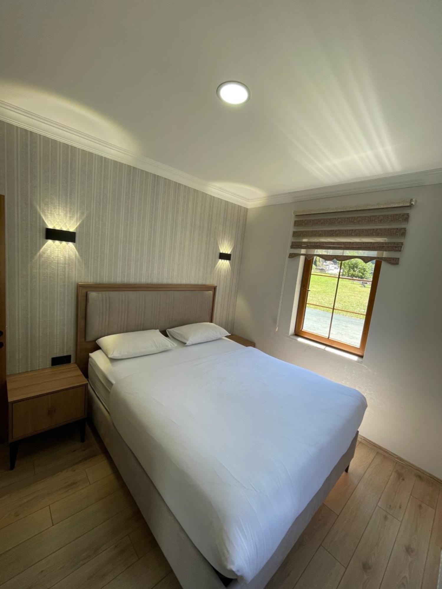 Raha Villa Bungalow 乌宗 外观 照片